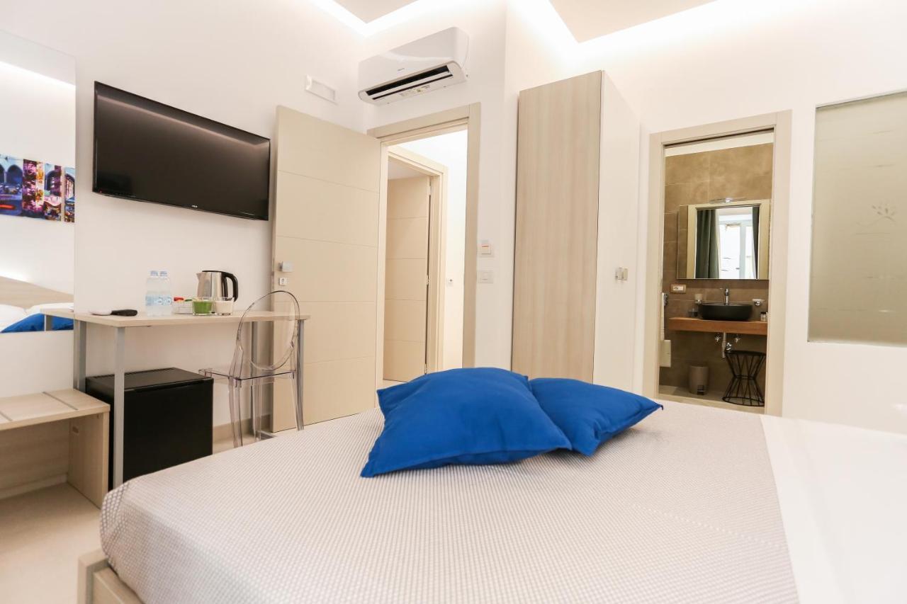 Cortese Bed & Breakfast Napoli Bagian luar foto